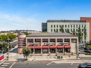 1528 N Vermont Ave, Los Angeles, CA à louer Photo de l’immeuble– Image 1 sur 7