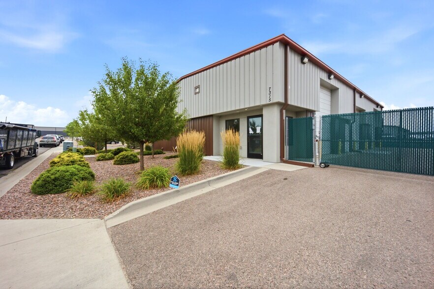 7315 McClain Pt, Colorado Springs, CO à vendre - Photo de l’immeuble – Image 3 sur 33