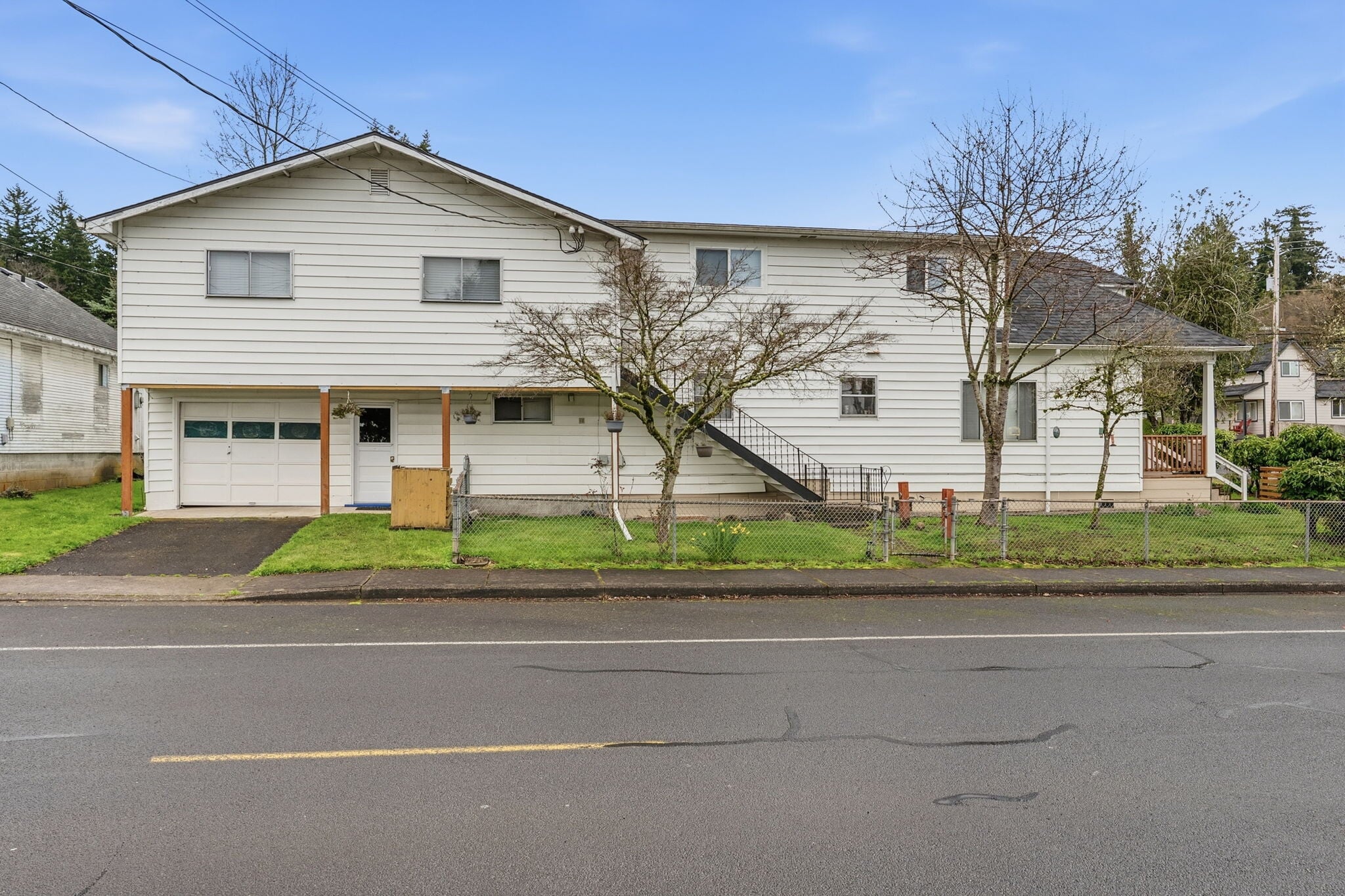 180 2nd St, Cathlamet, WA à vendre Photo principale– Image 1 sur 37