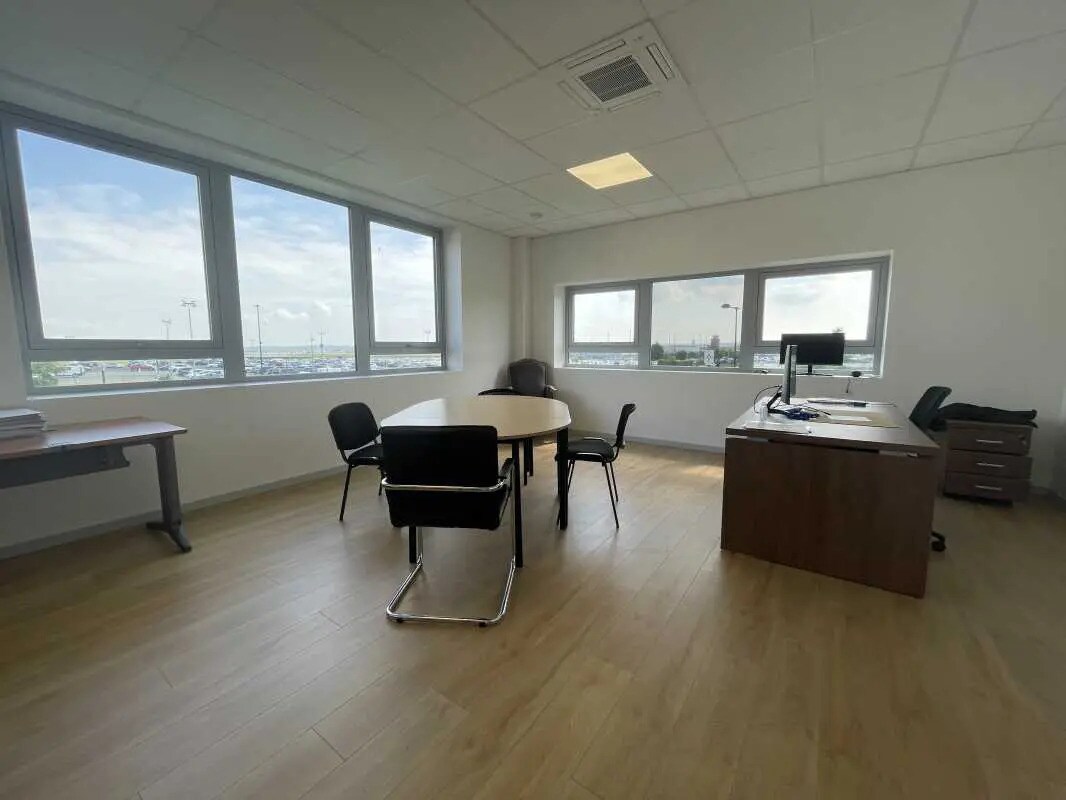 Bureau dans Tillé à louer Photo de l’immeuble– Image 1 sur 10