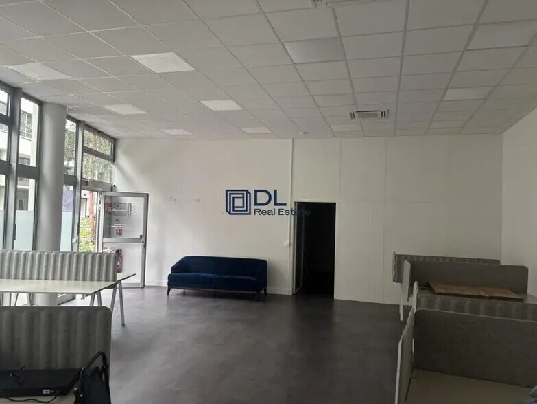 Bureau dans Montrouge à louer - Photo intérieure – Image 2 sur 4