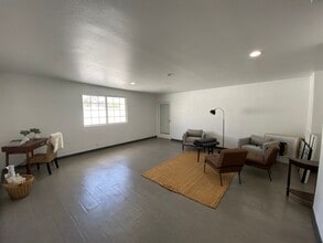 5550-5590 La Jolla Blvd, La Jolla, CA à louer Photo intérieure– Image 2 sur 5