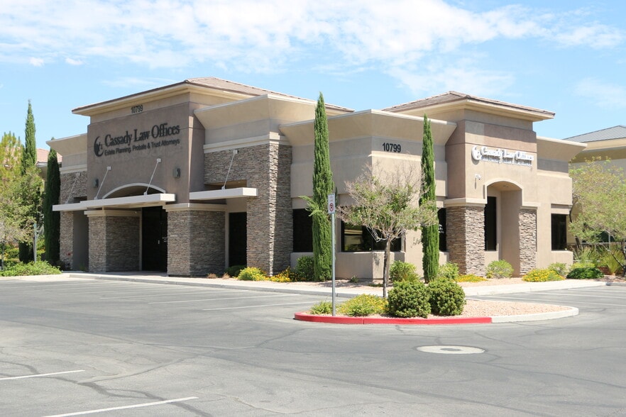 10799 W Twain Ave, Las Vegas, NV à vendre - Photo de l’immeuble – Image 2 sur 14