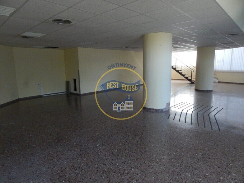 Local commercial dans Ontinyent, Valencia à louer - Photo de l’immeuble – Image 3 sur 29