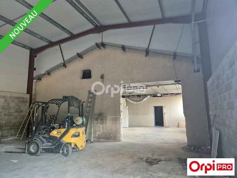 Local d’activités dans Bourg-de-Péage à louer - Photo de l’immeuble – Image 3 sur 6