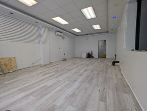 100-118 W 168th St, Bronx, NY à louer Photo intérieure– Image 2 sur 3