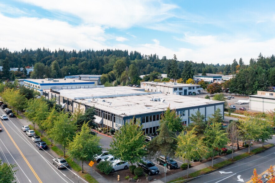 11155 120th Ave NE, Kirkland, WA à louer - Photo de l’immeuble – Image 2 sur 4