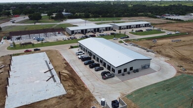 6815 Rendon Bloodworth Rd, Fort Worth, TX à louer Photo intérieure– Image 2 sur 9