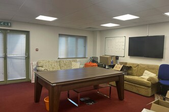 Quilters Way, Stoke Mandeville à vendre Photo intérieure– Image 2 sur 3