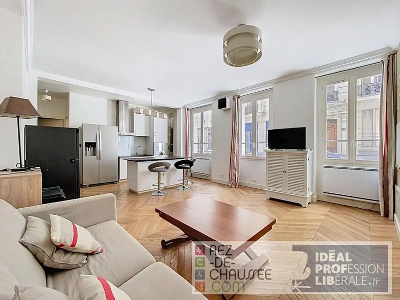 Bureau dans Paris à vendre - Photo de l’immeuble – Image 2 sur 9