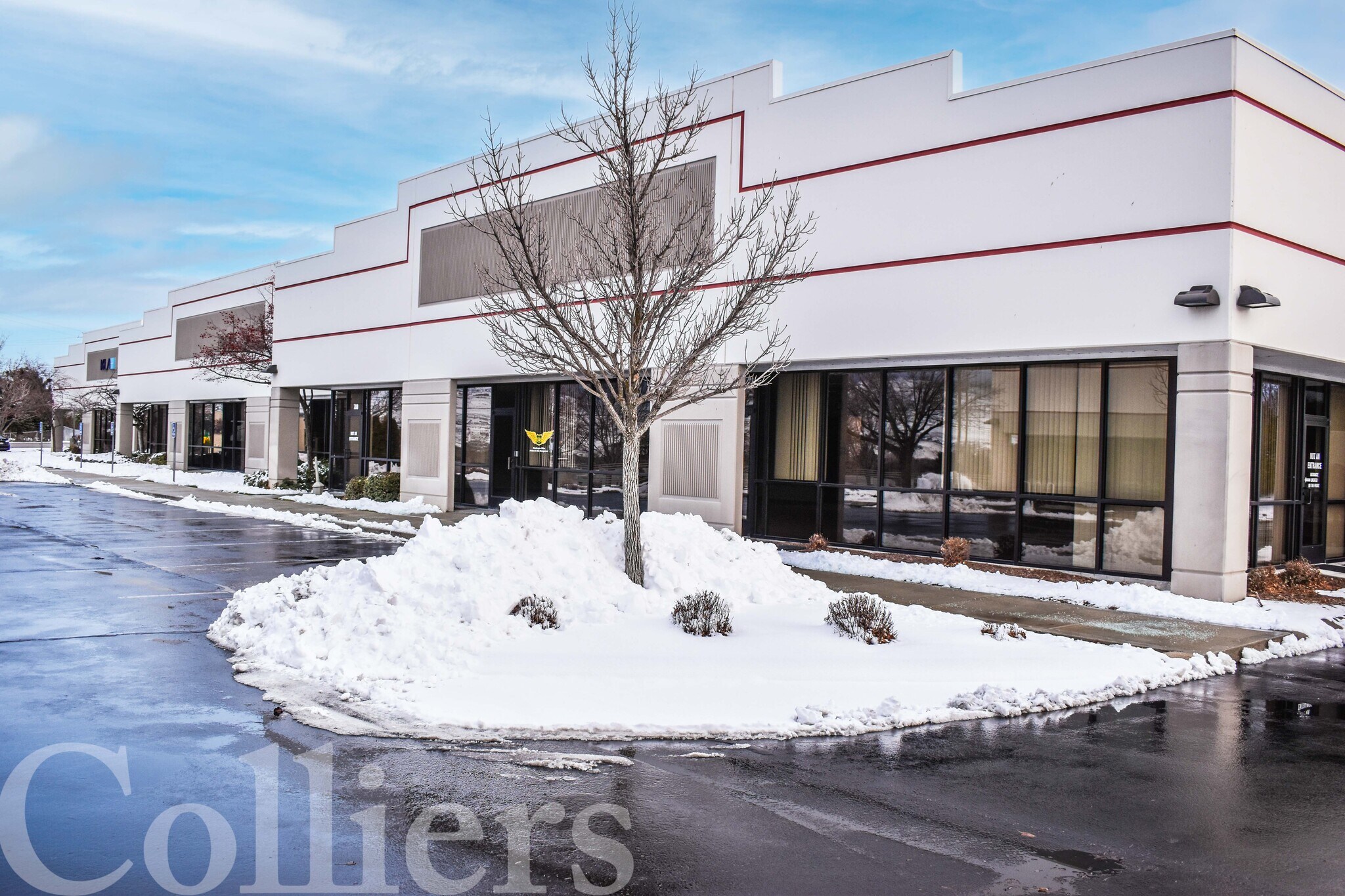 2141 W Airport Way, Boise, ID à louer Photo de l’immeuble– Image 1 sur 16