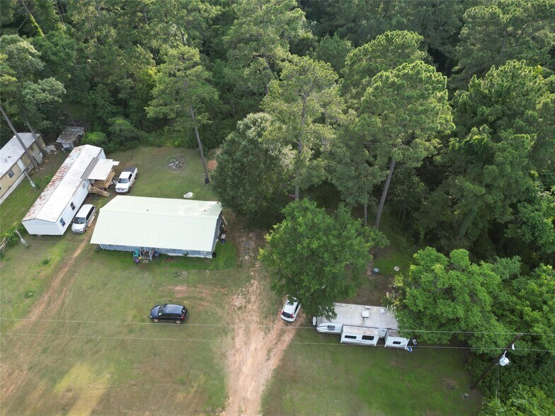 17306 Brittany Ln, Plantersville, TX à vendre - Photo de l’immeuble – Image 3 sur 9