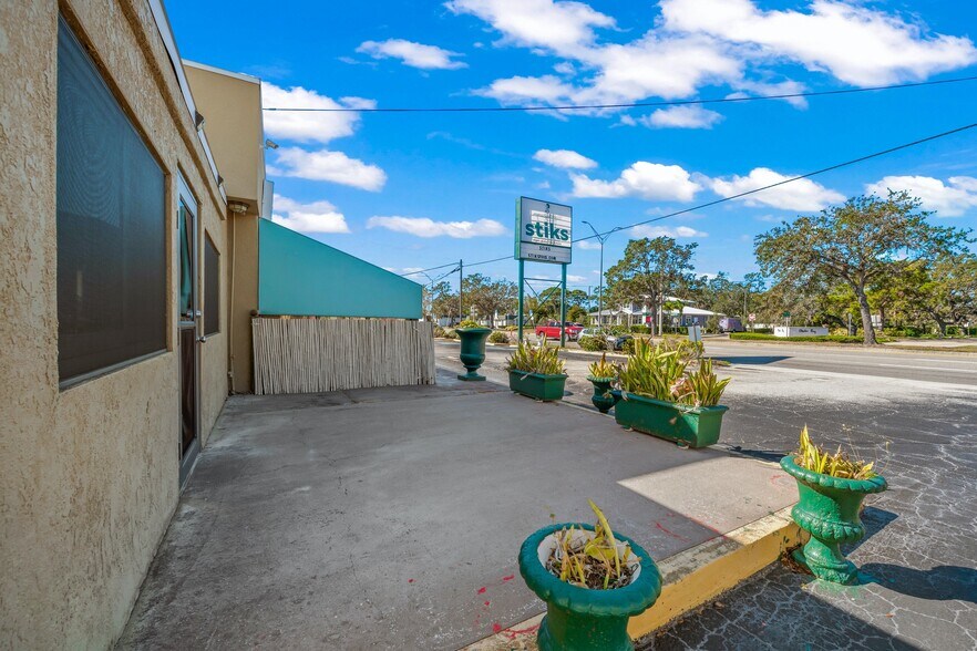 4413 S Tamiami Trl, Sarasota, FL à vendre - Photo de l’immeuble – Image 2 sur 39