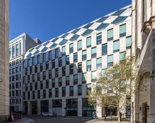 100 Wood St, Londres à louer - Photo de l’immeuble – Image 1 sur 3