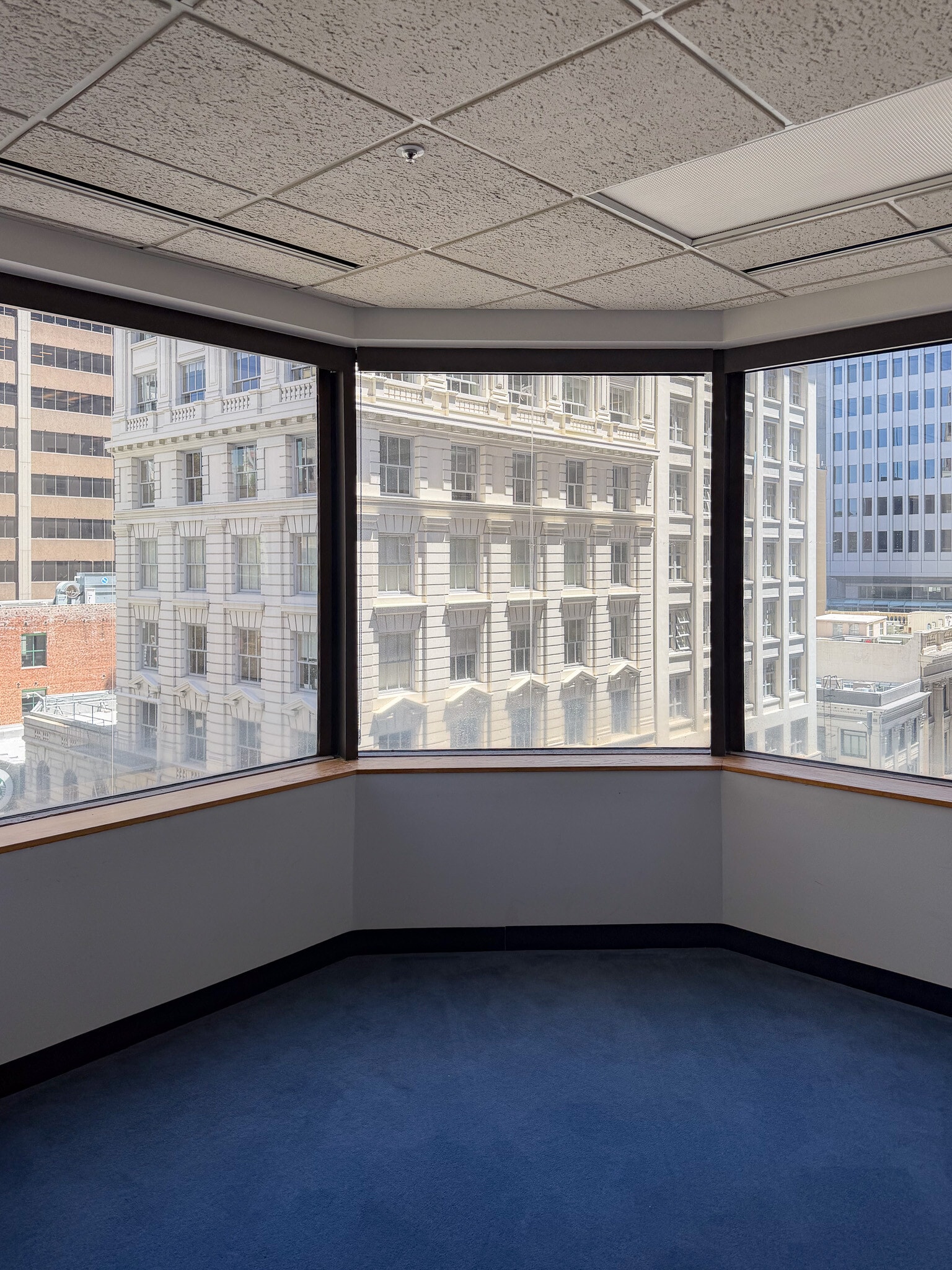 601 Montgomery St, San Francisco, CA à louer Photo intérieure– Image 1 sur 2