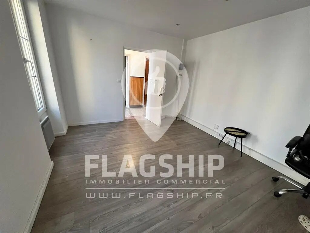 Bureau dans Charenton-le-Pont à vendre Photo intérieure– Image 1 sur 7