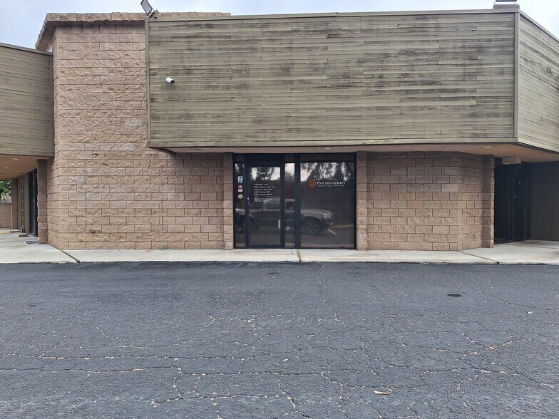 1398 W Indianapolis Ave, Fresno, CA à louer - Photo intérieure – Image 3 sur 5