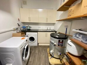 4-6 Queen St, Carmarthen à louer Photo intérieure– Image 1 sur 4