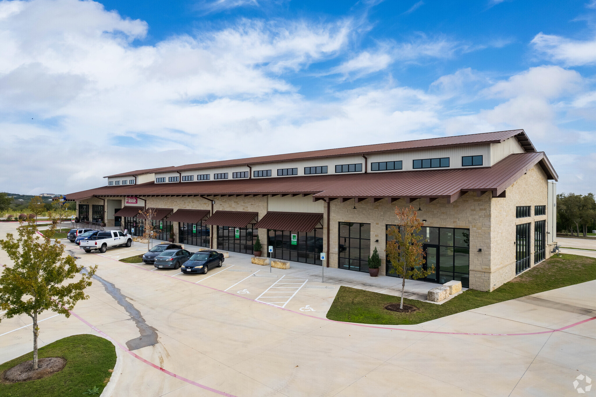 136 Drifting Wind Run, Dripping Springs, TX à louer Photo principale– Image 1 sur 61