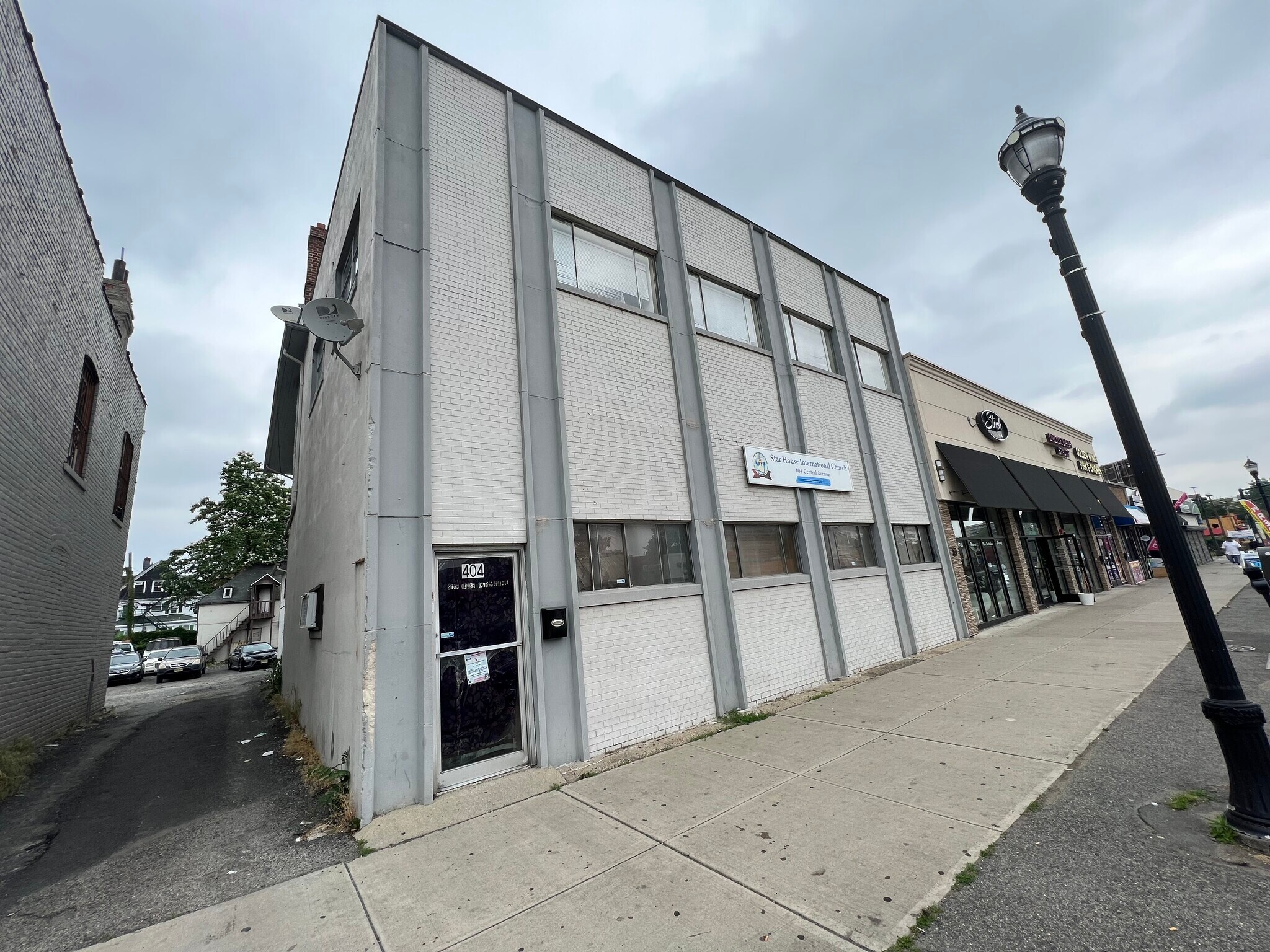 404-410 Central Ave East Orange portefeuille de 2 biens à vendre sur LoopNet.fr Photo principale– Image 1 sur 3