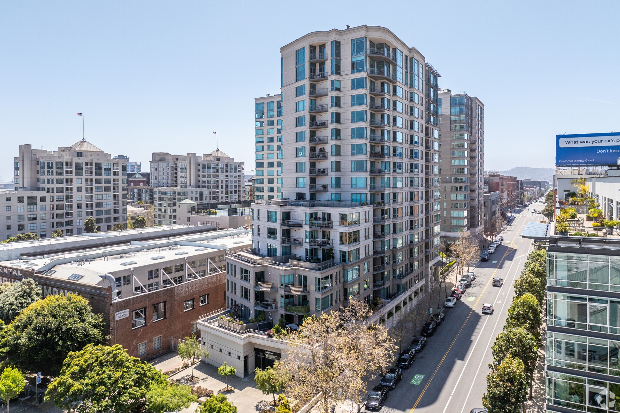 219 Brannan St, San Francisco, CA à vendre Photo principale– Image 1 sur 4