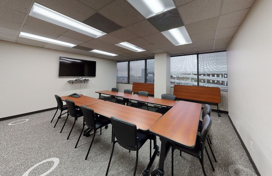 613 NW Loop 410, San Antonio, TX à louer - Numérisation 3D Matterport – Image 3 sur 25