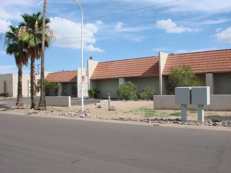 1849 E 3rd St, Tempe, AZ à louer - Photo de l’immeuble – Image 2 sur 4