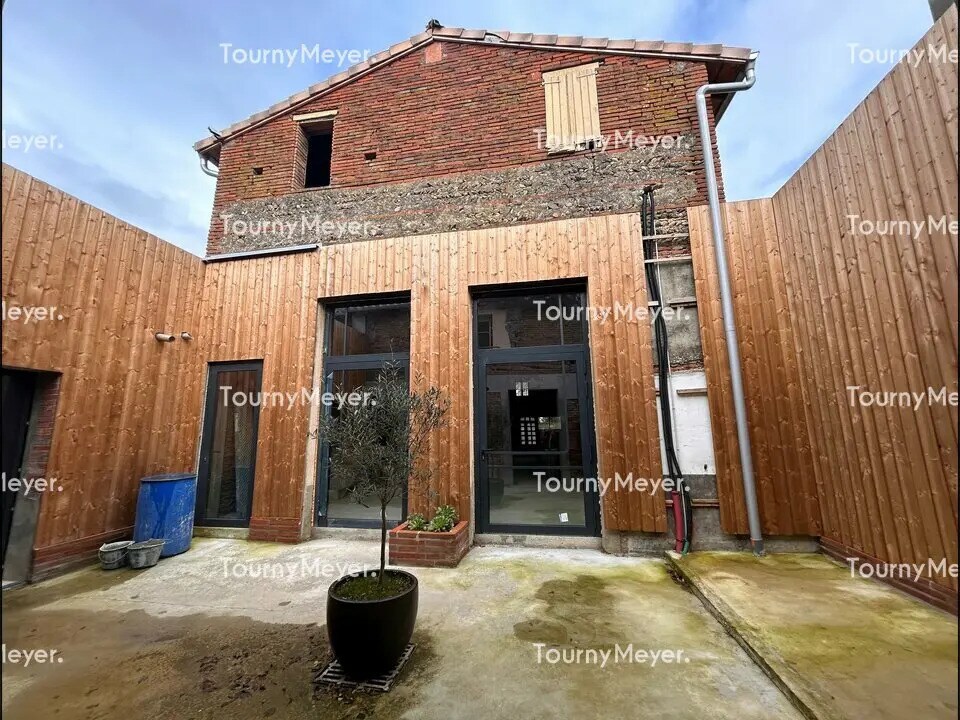  dans Cornebarrieu à vendre Photo de l’immeuble– Image 1 sur 1