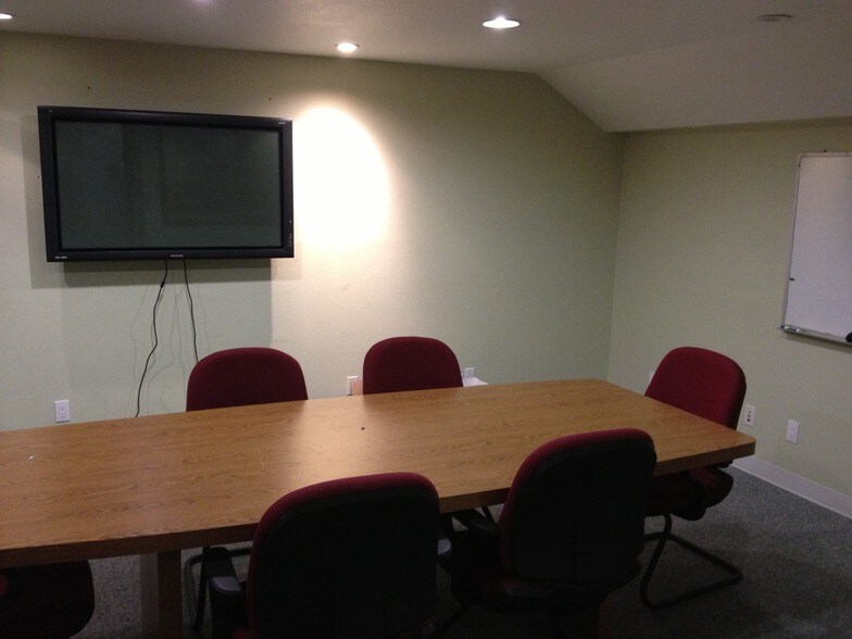 1924 Commercial St, Escondido, CA à louer - Photo intérieure – Image 3 sur 13