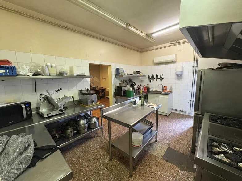 Local d'activités dans Chaneins à vendre - Photo intérieure – Image 3 sur 6