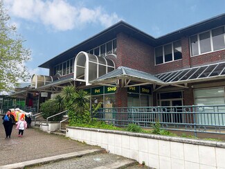 Plus de détails pour 4 The Mall, Swanley - Local commercial à louer