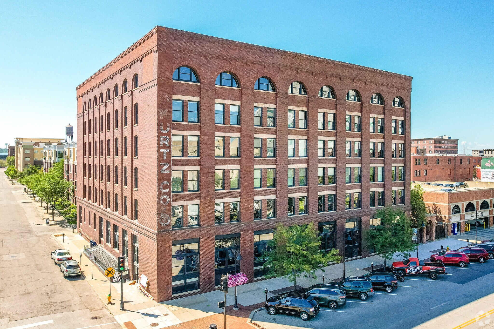 100 Court Ave, Des Moines, IA à louer Photo principale– Image 1 sur 6