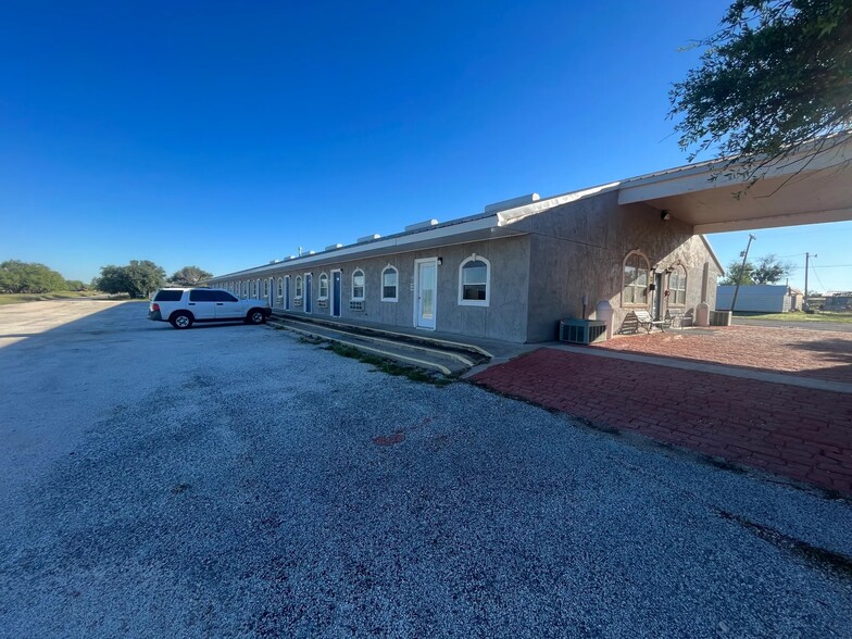 Motel & RV Portfolio portefeuille de 3 biens à vendre sur LoopNet.fr - Photo de l’immeuble – Image 3 sur 13