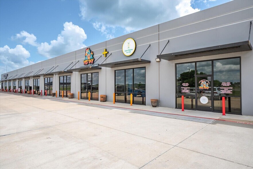 21891 Highway 80, Wills Point, TX à louer - Photo de l’immeuble – Image 1 sur 10