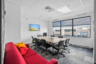 95 Boul De Mortagne, Boucherville, QC à louer Photo intérieure– Image 1 sur 8