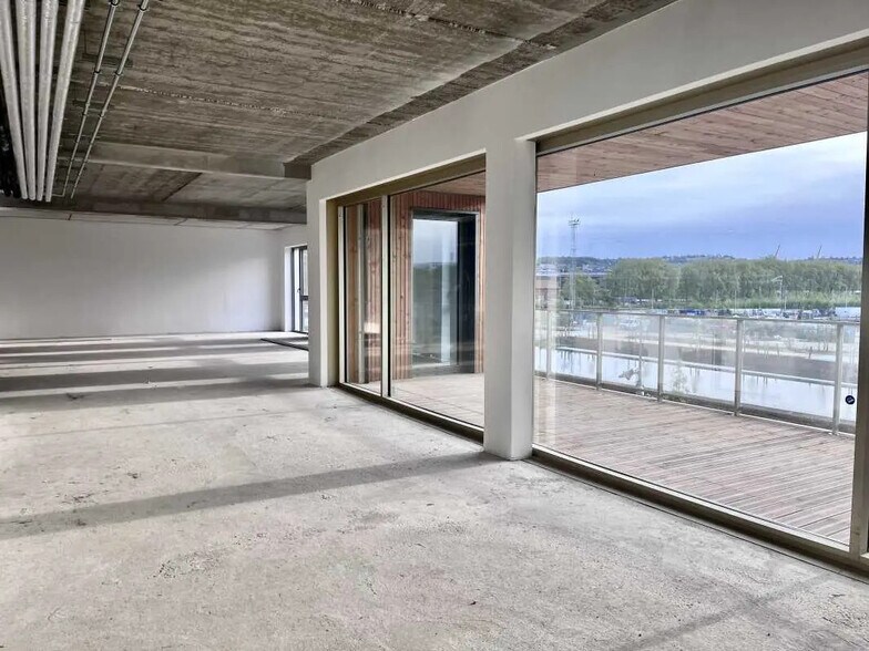 Bureau dans Rouen à vendre - Photo de l’immeuble – Image 2 sur 15