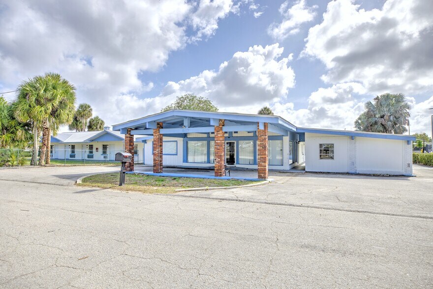 517 Us-27, Lake Placid, FL à vendre - Photo de l’immeuble – Image 3 sur 22