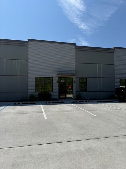 475 Jessen Ln, Charleston, SC à louer - Photo de l’immeuble – Image 2 sur 9