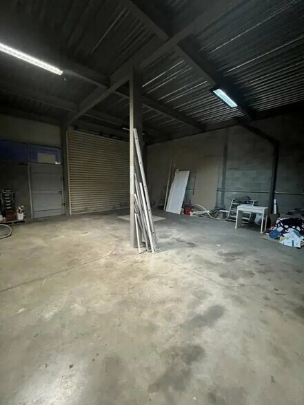 Local d’activités dans Cugnaux à louer - Photo de l’immeuble – Image 1 sur 5