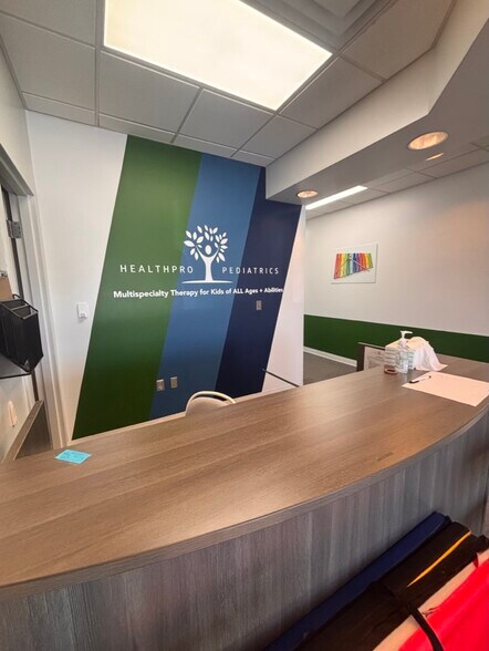 1079 Space Center Dr, Colorado Springs, CO à louer - Photo intérieure – Image 3 sur 5