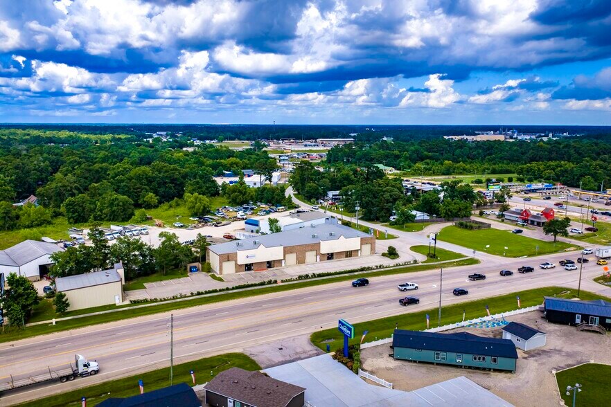 3511 N Loop 336 E, Conroe, TX à louer - Aérien – Image 3 sur 4