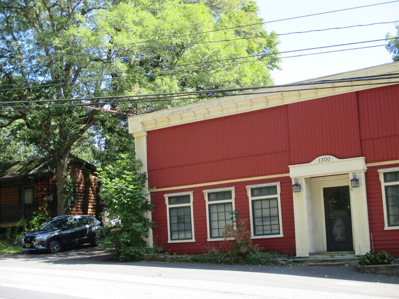 1306 NY-17A, Warwick, NY à vendre - Photo de l’immeuble – Image 3 sur 5
