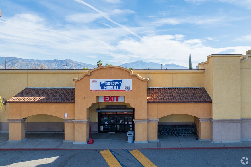 1108 W 2nd St, San Bernardino, CA à vendre - Photo de l’immeuble – Image 3 sur 4