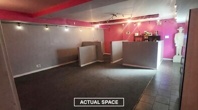 5066-5070 N Kimberly Ave, Chicago, IL à louer Photo intérieure– Image 2 sur 5