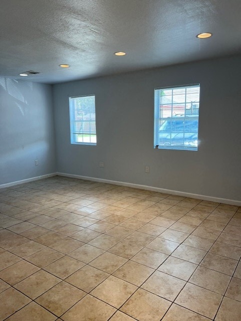 611 N Macarthur Blvd, Irving, TX à louer Photo intérieure– Image 1 sur 4