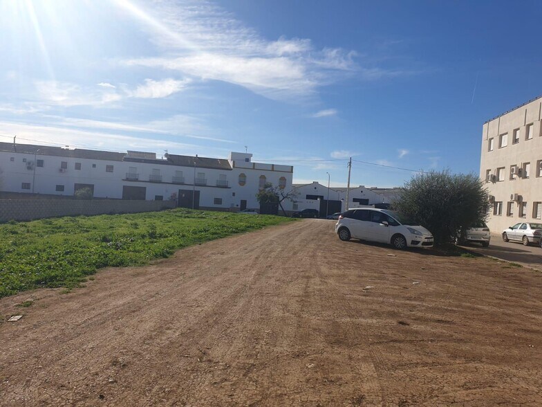 Terrain dans Marchena, Sevilla à vendre - Photo de l’immeuble – Image 3 sur 11
