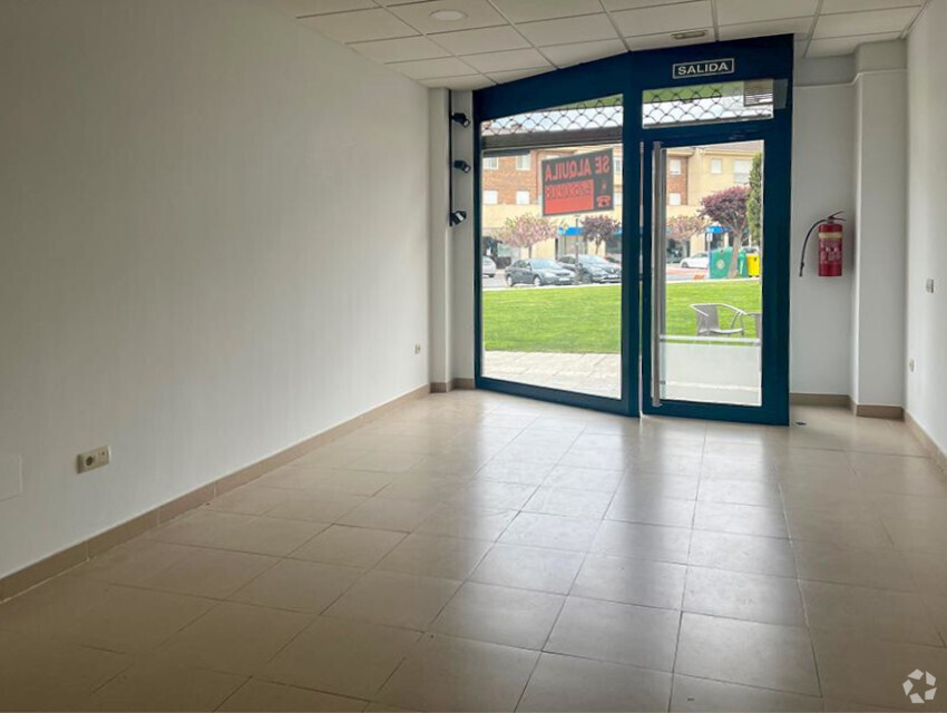 Local commercial dans Ávila, Ávila à louer Photo intérieure– Image 1 sur 5