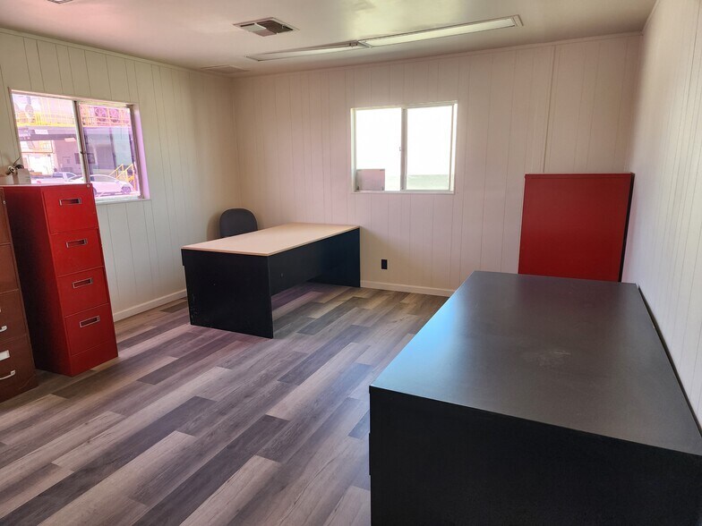 369 Road 176, Delano, CA à louer - Photo de l’immeuble – Image 2 sur 9