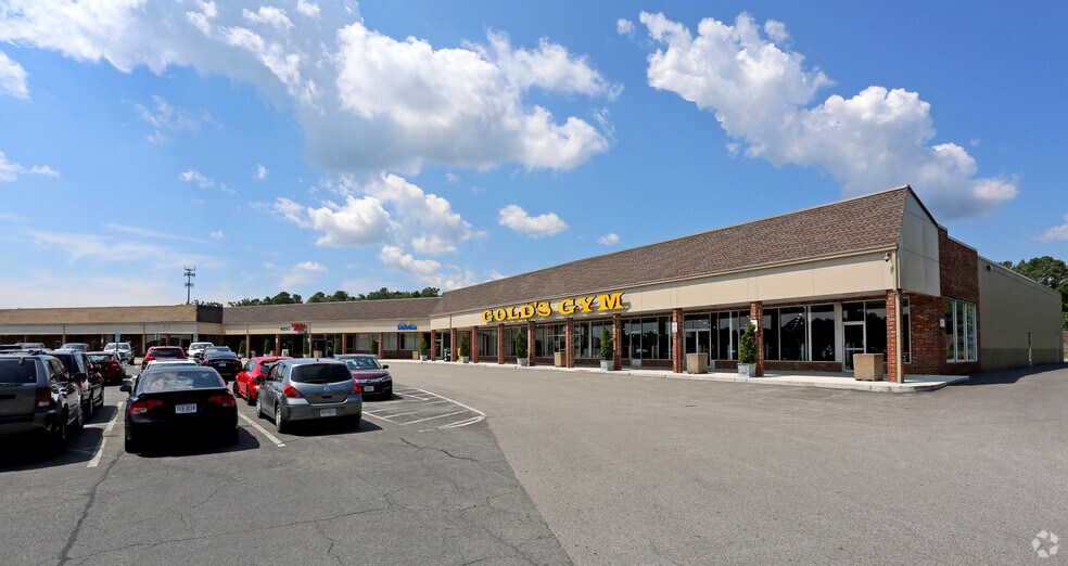 5700-5760 Hopkins Rd, Richmond, VA à louer - Photo de l’immeuble – Image 3 sur 27