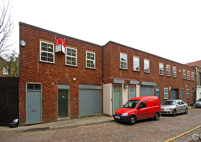 68-74 Rochester Pl, Londres à louer - Photo de l’immeuble – Image 2 sur 5